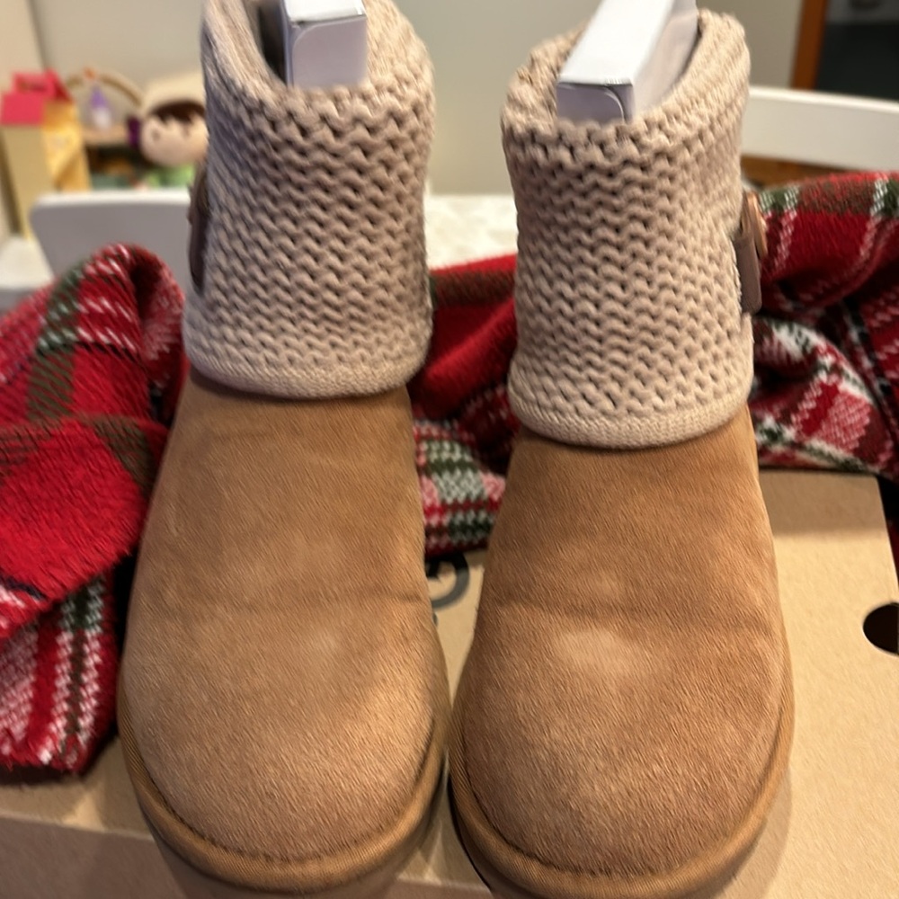 Ugg Booties - image 4